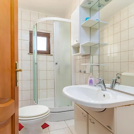 1 Bedroom Amazing In * Pula